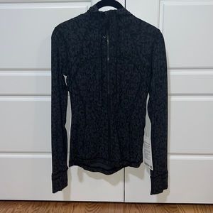 New with tags lululemon hooded define jacket black multi pattern size 4